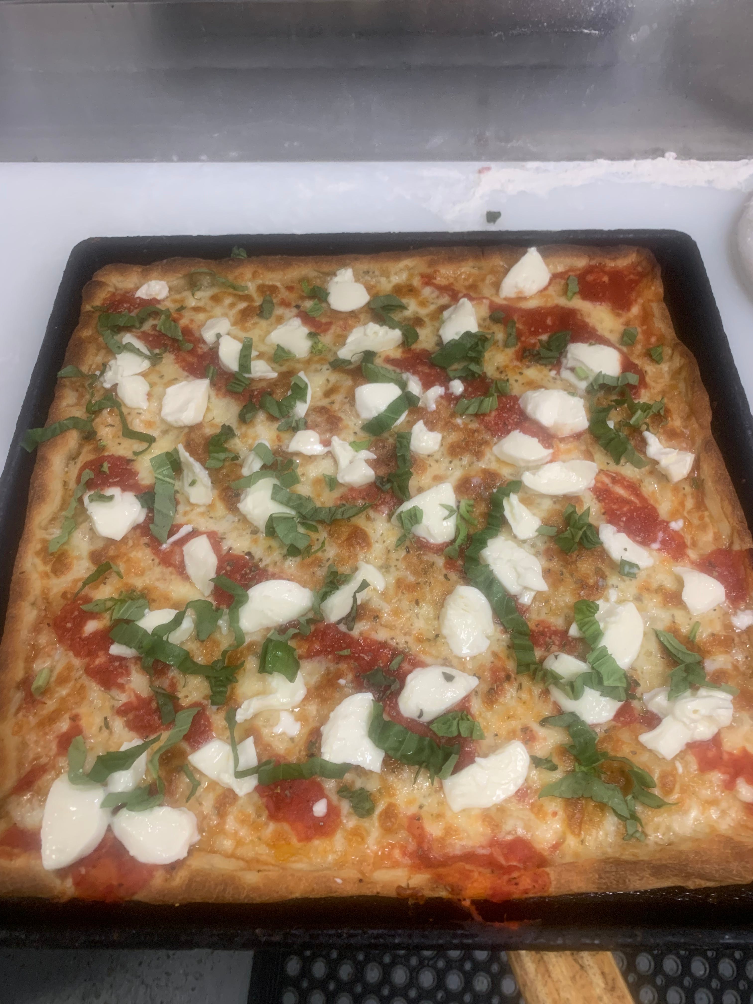 Grandma Pizza