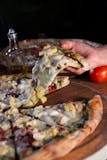 Pesto Grilled Chicken Pizza