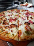 Calabreza Sausage Pizza / Calabreza