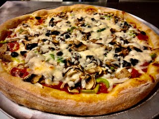 Deluxe Pizza