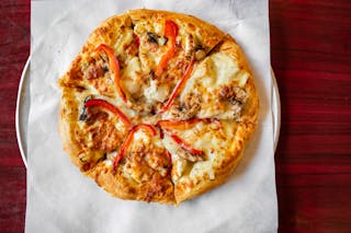 Garlic Chicken Pizza