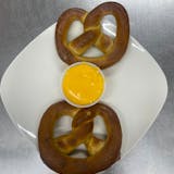 Stuffed pretzels with cheese