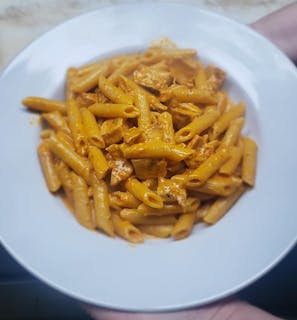 Pasta with Vodka Sauce & Chicken