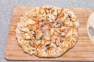 Roasted Garlic Chicken Pizza