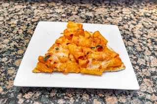 Baked Ziti Pizza