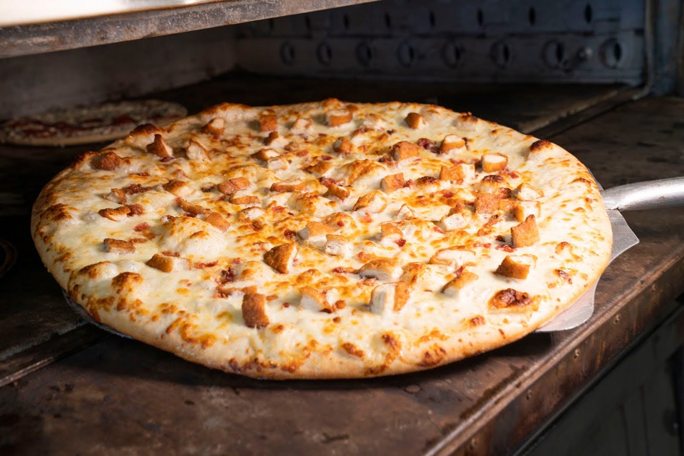 Downtown Pizza Sports Bar & Grill - Clearwater, FL - 428