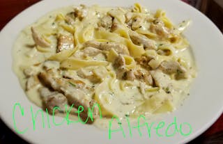 Fettuccine Alfredo with Chicken