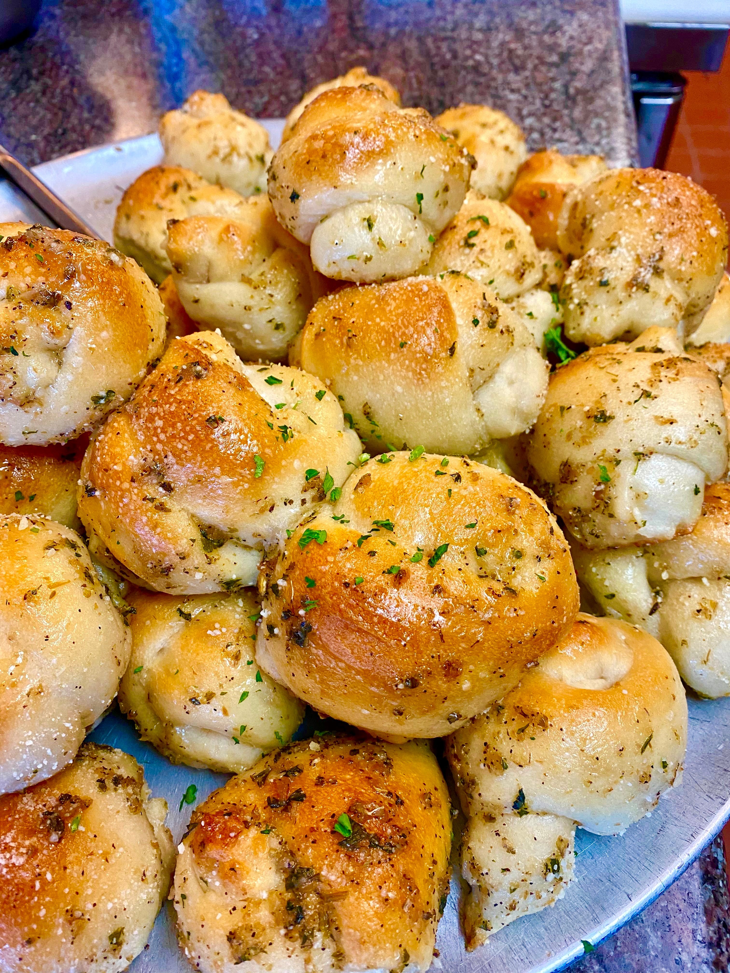 レジェンズ　タリスポッド　ノコノコチビシロン&お面 MR. PIZZA BRICK OVEN AND TAP, Columbus - Photos & Restaurant