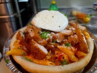 Pasta bread bowl alla vodka