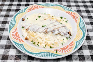 Fettuccine Alfredo with Chicken