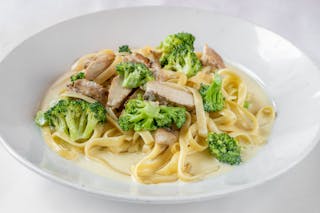 Fettuccini Alfredo with Chicken & Broccoli