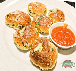 Garlic Knots. (6)