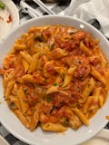 Penne with Alla vodka Rose Sauce & Chicken