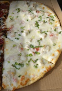 Garlic Chicken Pizza