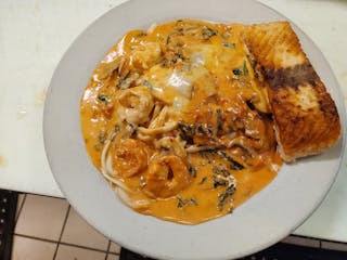 Shrimp & Salmon Florentino
