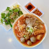 Vietnamese Spicy Lemongrass Beef Noodle Soup (Bun Bo Hue)