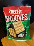 Cheez It Grooves Sharp White Cheddar