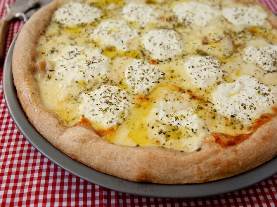 White Ricotta Pizza