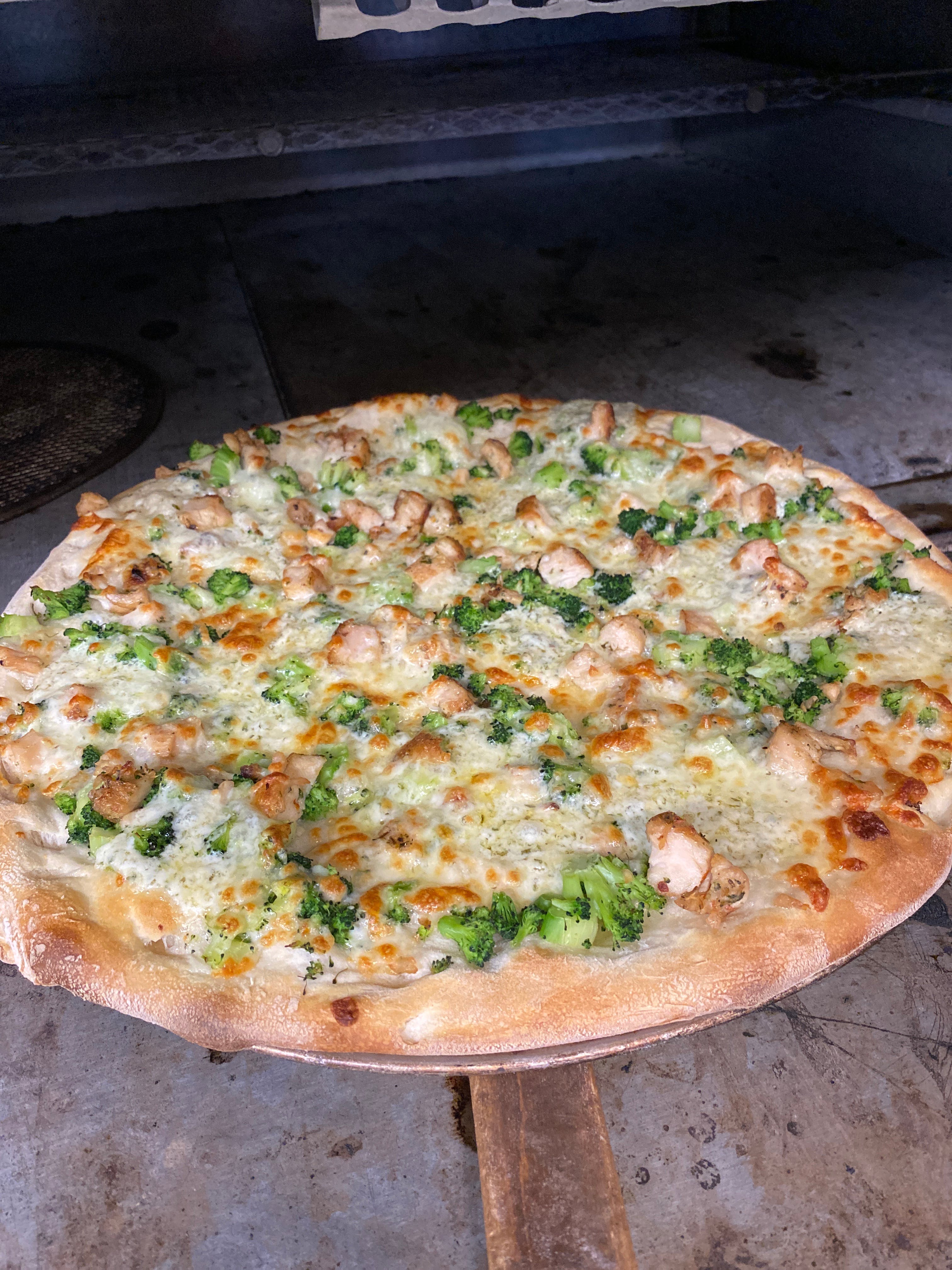 Alfredo Pizza