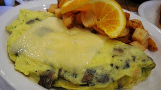 Jinky’s Favorite Omelette Breakfast