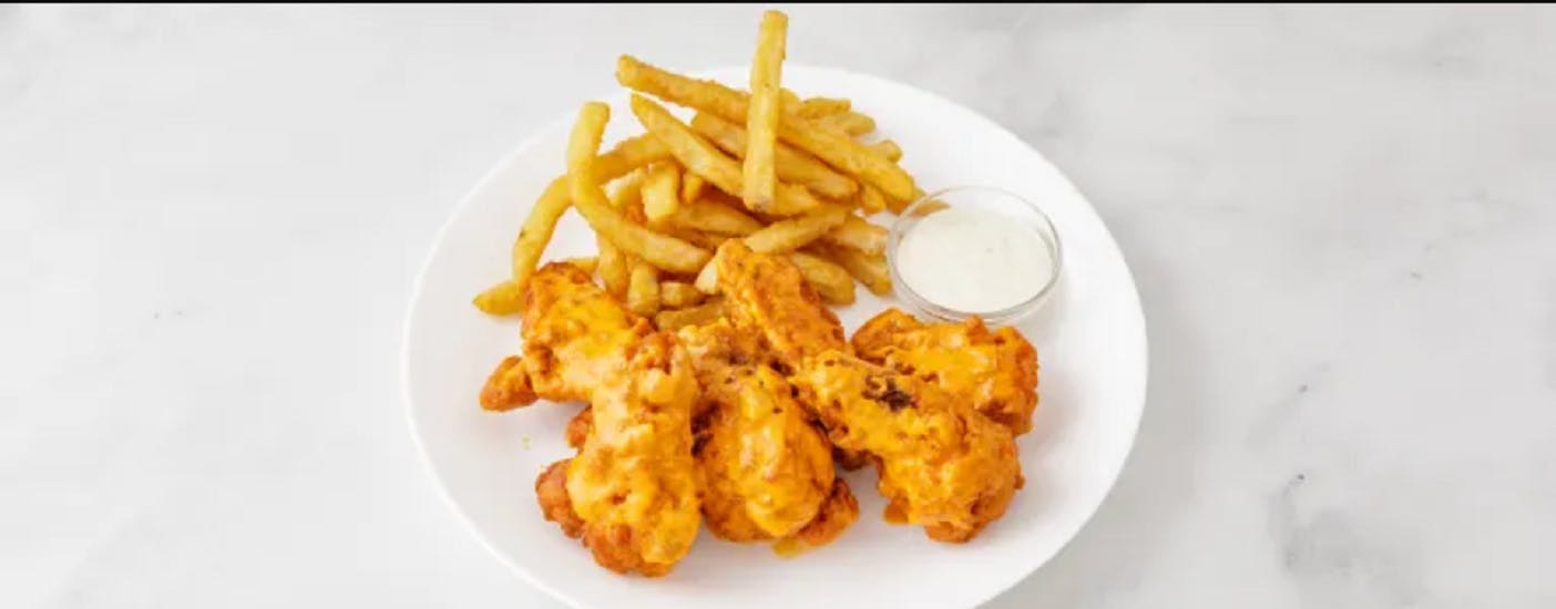 Order Fried Chicken Wings - 7 Pieces food online from Martiniello's store, Queens on bringmethat.com