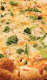 Broccoli Chicken Alfredo Pizza