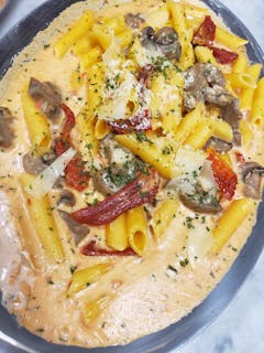 Chicken Pasta Alla Vodka