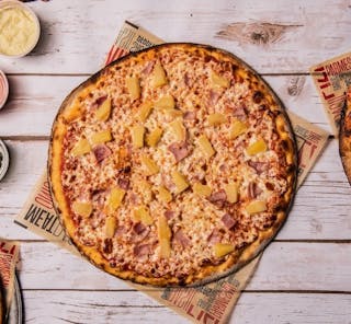 Hawaiian Pizza