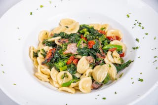 Orecchiette Broccoli Rape e Salsiccia