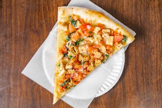 Chicken, Tomato & Onion Pizza