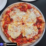 Alyssa's Margherita Pizza