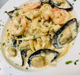 Seafood Alfredo