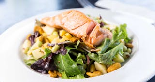 Grilled Salmon Salad