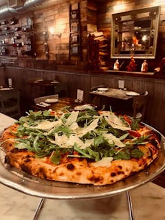 Prosciutto E Arugula Pizza