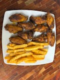 Combo Traditional Wings, Fries & Drink Combo