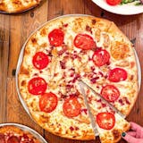 Chicken, Bacon & Tomatoes Pizza