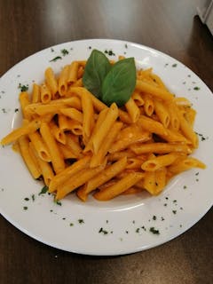 Pasta with Vodka Sauce