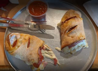 Regular Stromboli