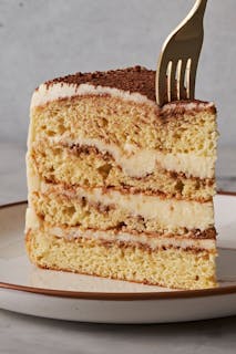 Tiramisu Cake