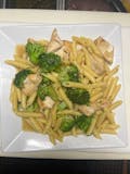 Chicken, Broccoli & Penne w/White Wine & Garlic Sauce