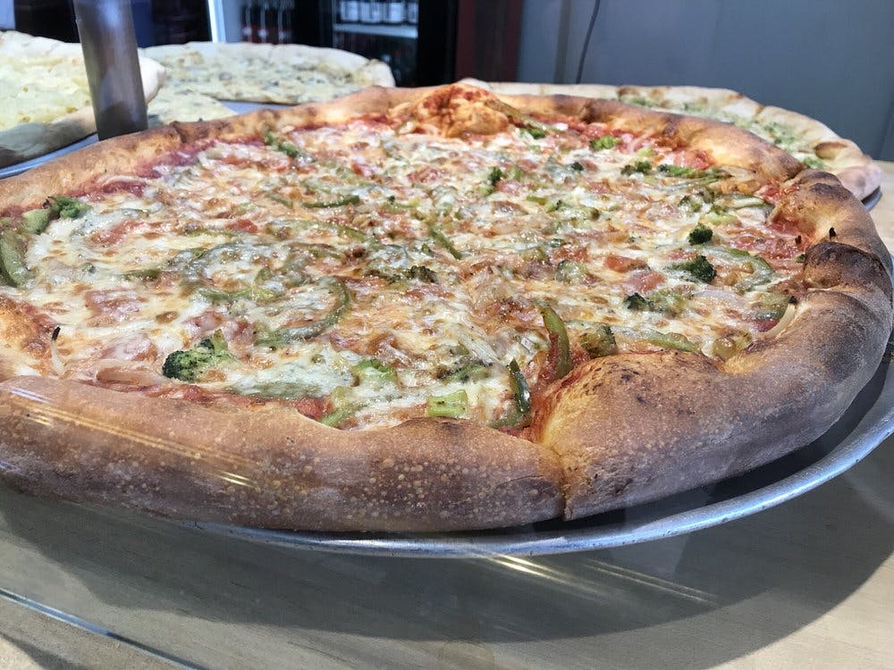 Royal Veggie Pizza