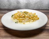 Pasta w/ Alfredo