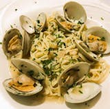 Pasta with  White Clam Sauce