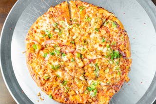 17) Surti Achari Paneer Pizza