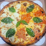 16" Half Bianca & Half Vodka Pizza