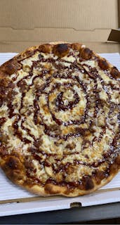 Round BBQ Chicken Pizza