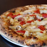 Neapolitan Smokey Pollo Pizza