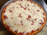 Chicago Style Pizza: Dough that Bakes up Wonderfully Chewy & Crunchy