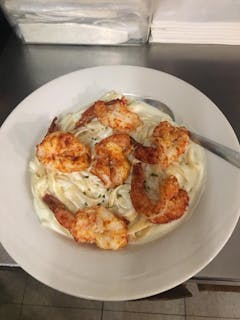 Fettuccine Alfredo with Jumbo Shrimp