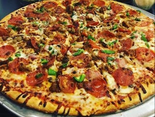 Deluxe Pizza